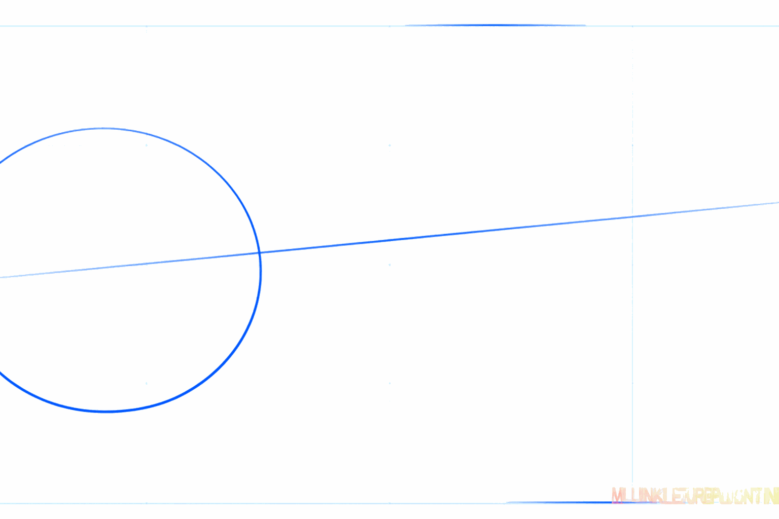 Een schets van een grote ovaal voor de kop van de piranha.